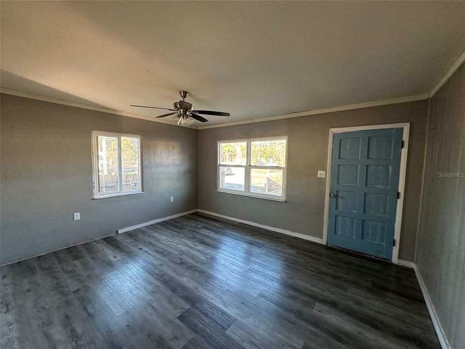 For Sale: $180,000 (0 beds, 0 baths, 780 Square Feet)