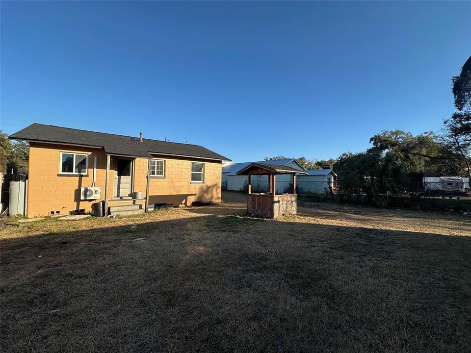 For Sale: $180,000 (0 beds, 0 baths, 780 Square Feet)