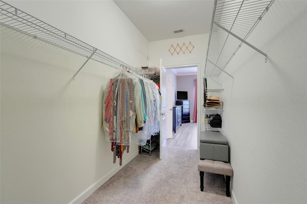 For Sale: $299,900 (2 beds, 2 baths, 1503 Square Feet)