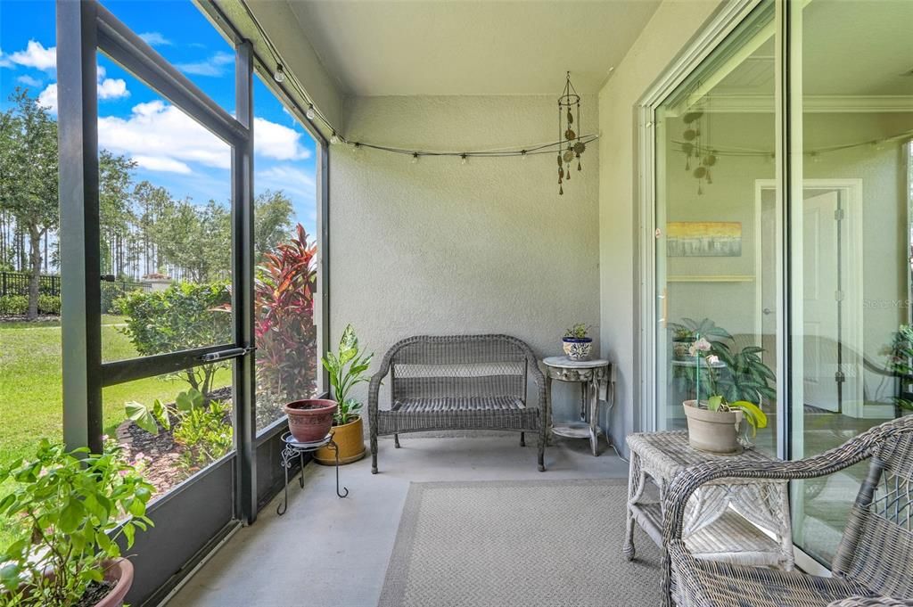 For Sale: $299,900 (2 beds, 2 baths, 1503 Square Feet)