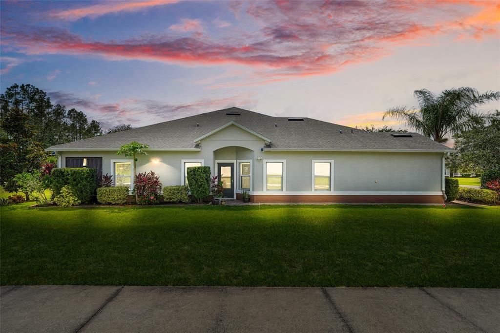 For Sale: $299,900 (2 beds, 2 baths, 1503 Square Feet)