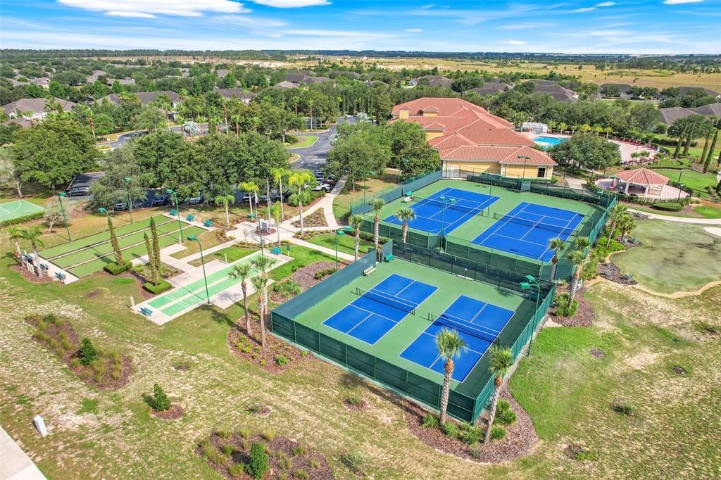For Sale: $299,900 (2 beds, 2 baths, 1503 Square Feet)
