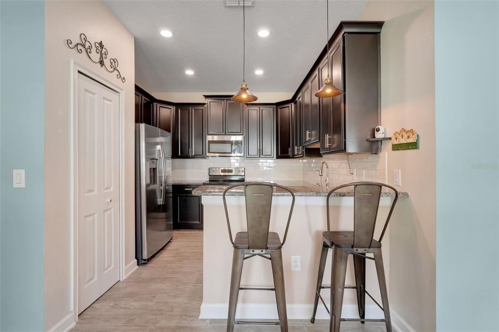 For Sale: $299,900 (2 beds, 2 baths, 1503 Square Feet)