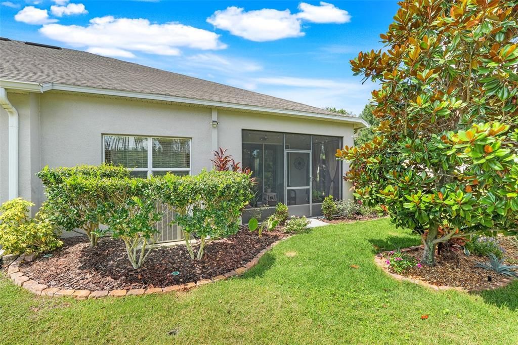 For Sale: $299,900 (2 beds, 2 baths, 1503 Square Feet)