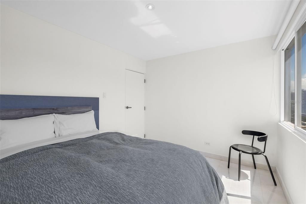 Activo con contrato: $1,198,000 (2 camas, 2 baños, 1802 Pies cuadrados)
