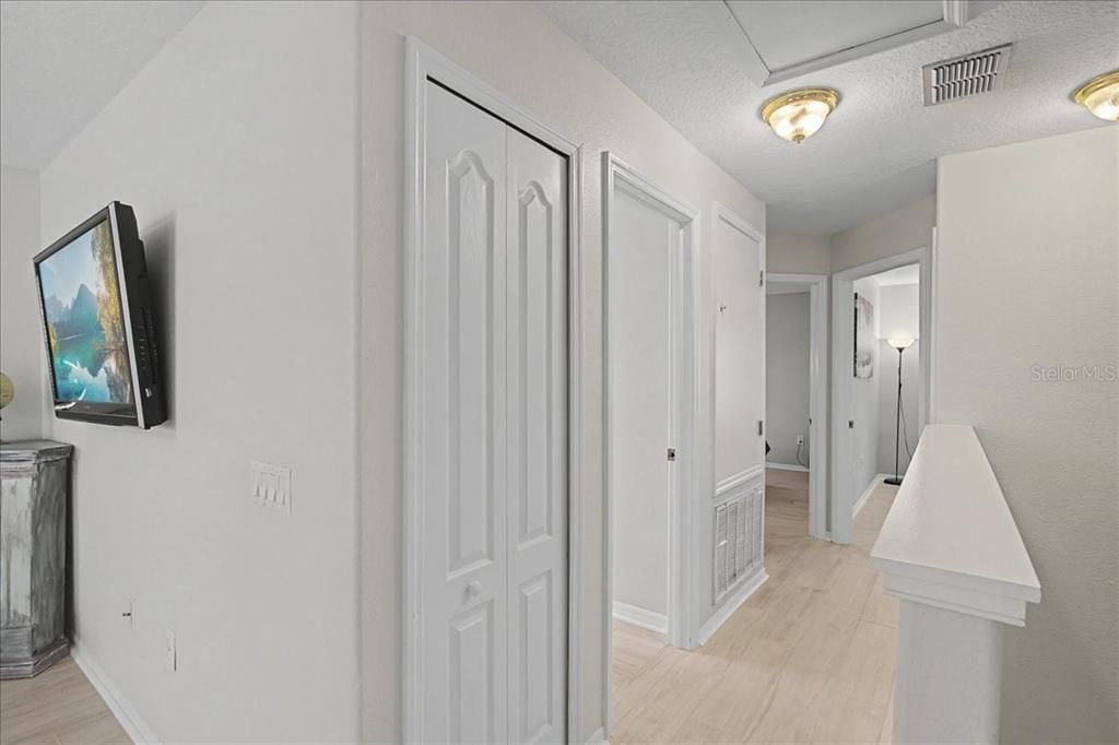 Active With Contract: $499,000 (3 beds, 2 baths, 2059 Square Feet)