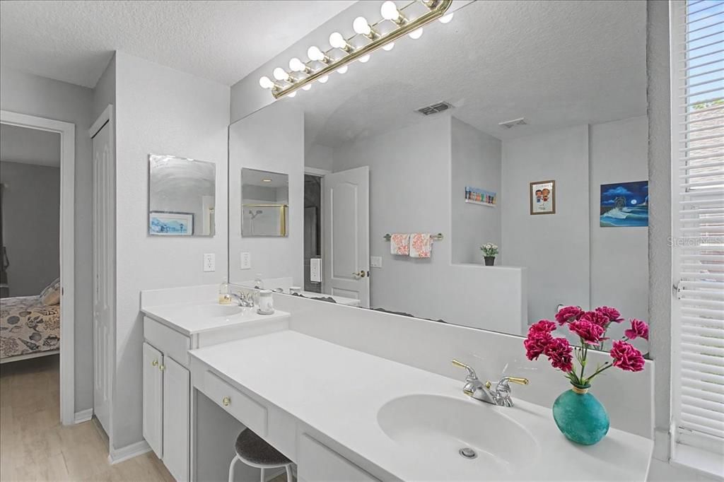 Active With Contract: $499,000 (3 beds, 2 baths, 2059 Square Feet)
