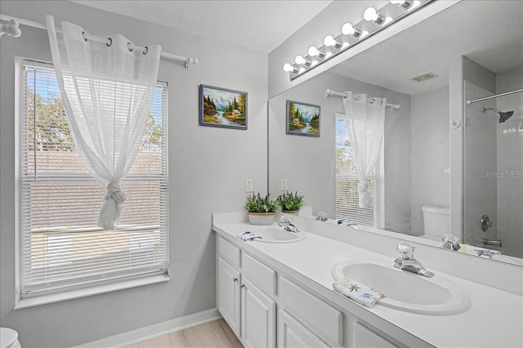 Active With Contract: $499,000 (3 beds, 2 baths, 2059 Square Feet)
