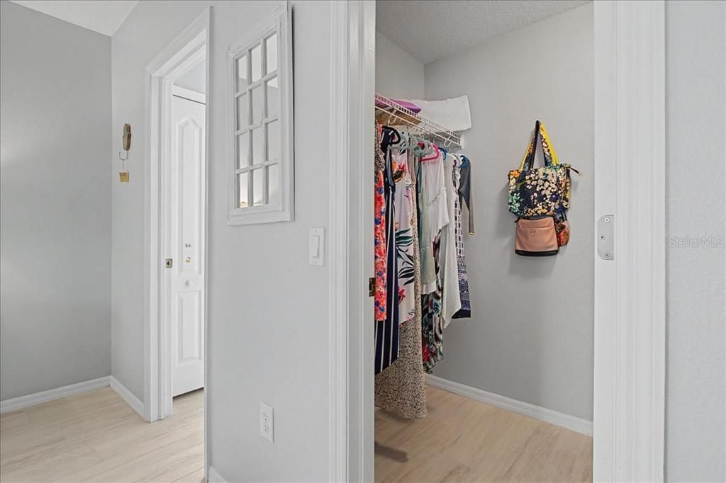 Active With Contract: $499,000 (3 beds, 2 baths, 2059 Square Feet)