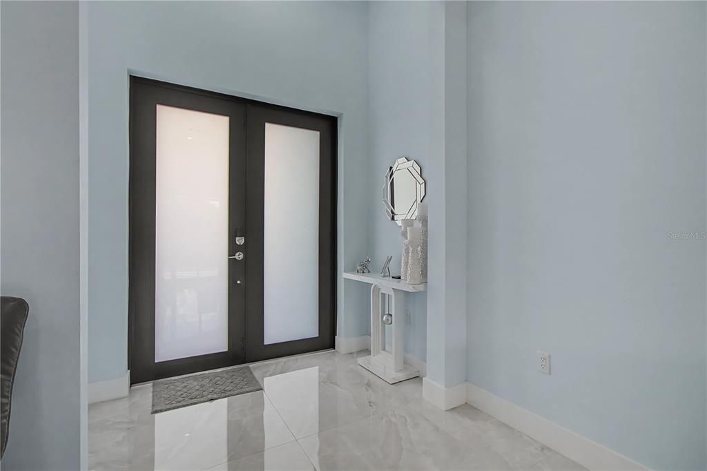 Activo con contrato: $439,900 (3 camas, 2 baños, 1643 Pies cuadrados)