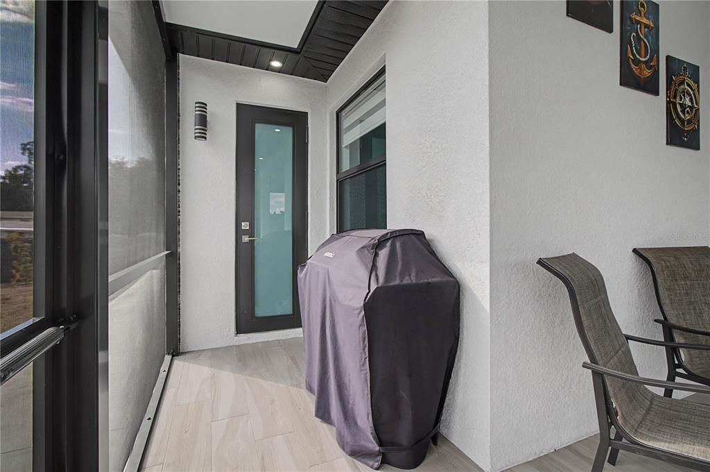Activo con contrato: $439,900 (3 camas, 2 baños, 1643 Pies cuadrados)