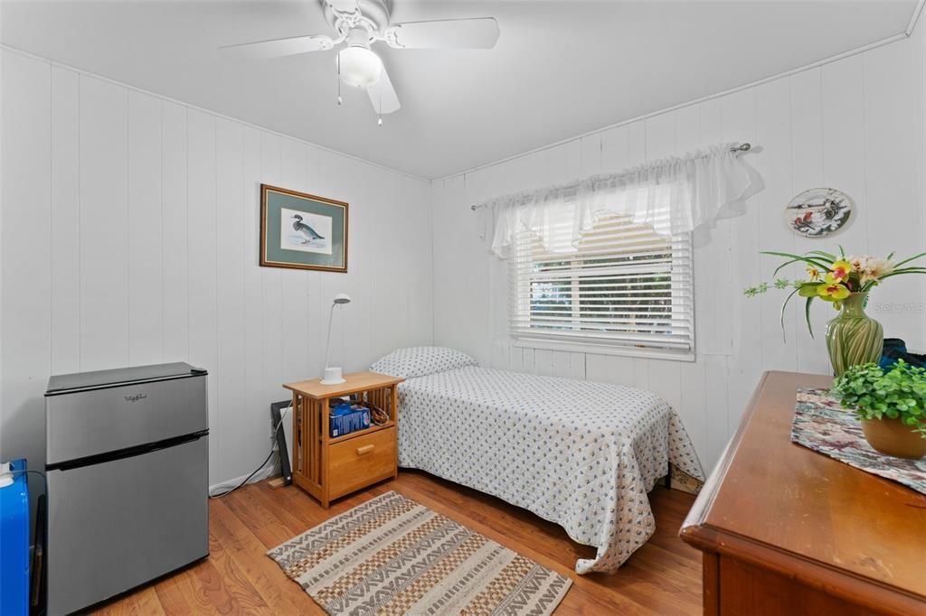 Activo con contrato: $119,500 (3 camas, 3 baños, 1728 Pies cuadrados)