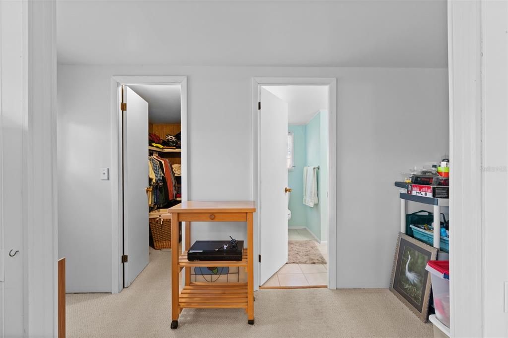 Activo con contrato: $119,500 (3 camas, 3 baños, 1728 Pies cuadrados)