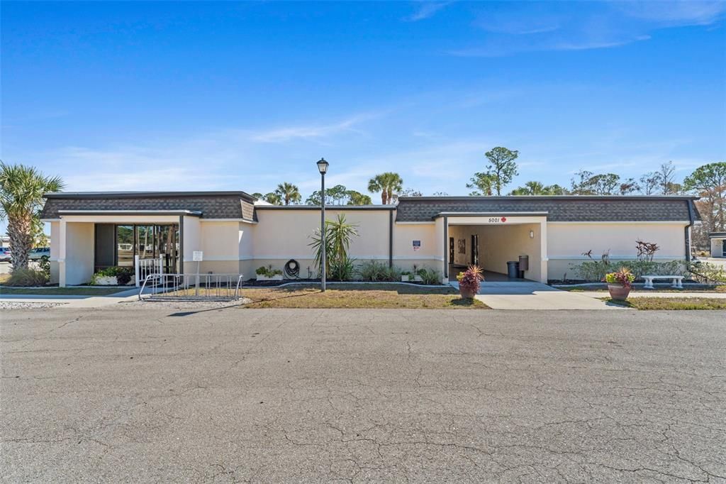 Activo con contrato: $119,500 (3 camas, 3 baños, 1728 Pies cuadrados)