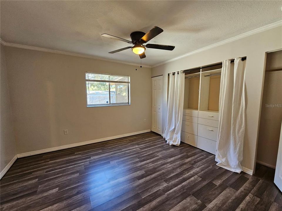 Activo con contrato: $299,900 (2 camas, 2 baños, 1161 Pies cuadrados)
