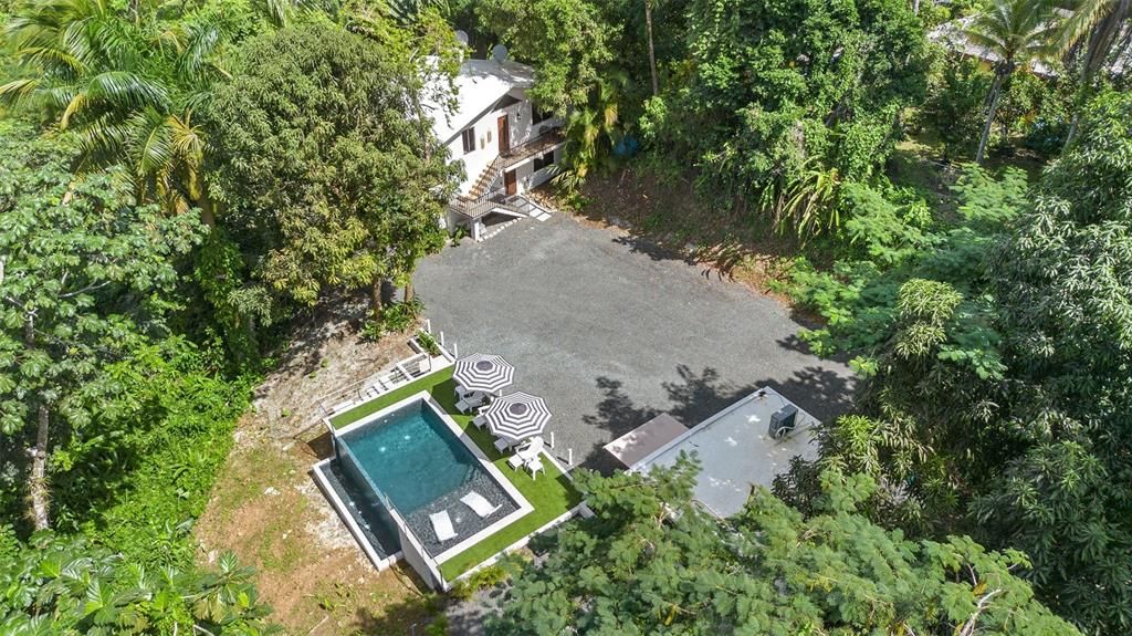 For Sale: $1,259,000 (4 beds, 3 baths, 2000 Square Feet)