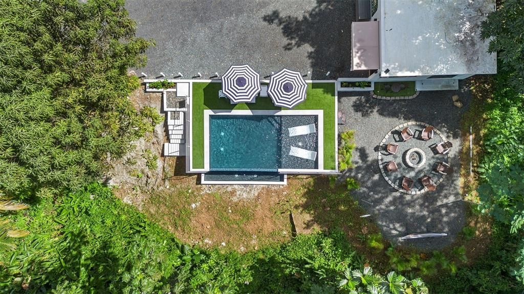 For Sale: $1,259,000 (4 beds, 3 baths, 2000 Square Feet)