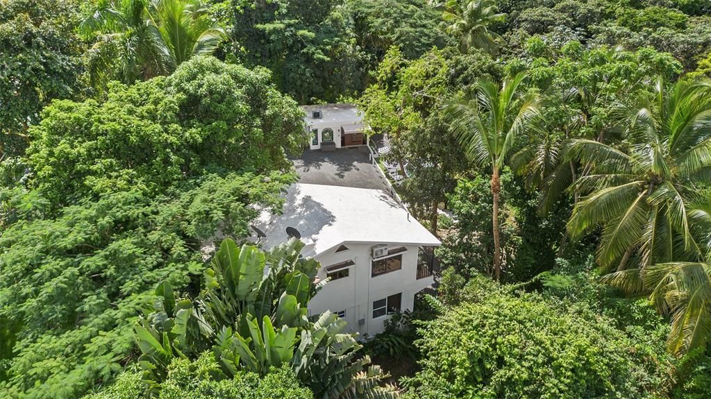 For Sale: $1,259,000 (4 beds, 3 baths, 2000 Square Feet)