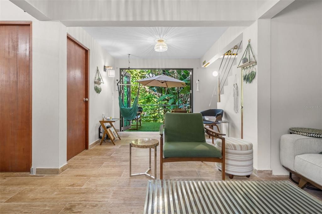 For Sale: $1,259,000 (4 beds, 3 baths, 2000 Square Feet)