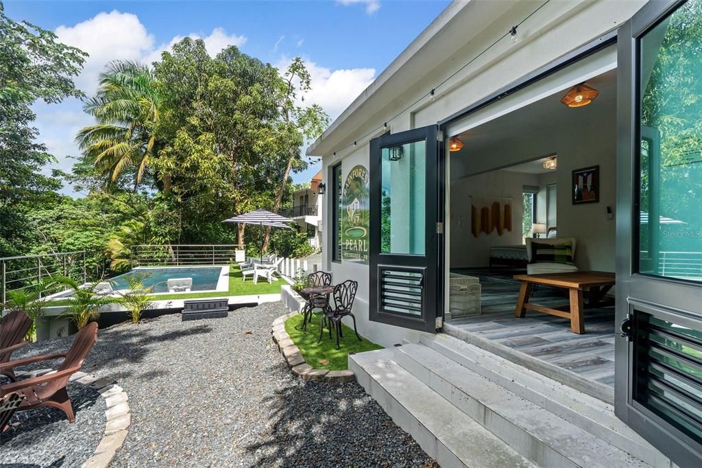 For Sale: $1,259,000 (4 beds, 3 baths, 2000 Square Feet)
