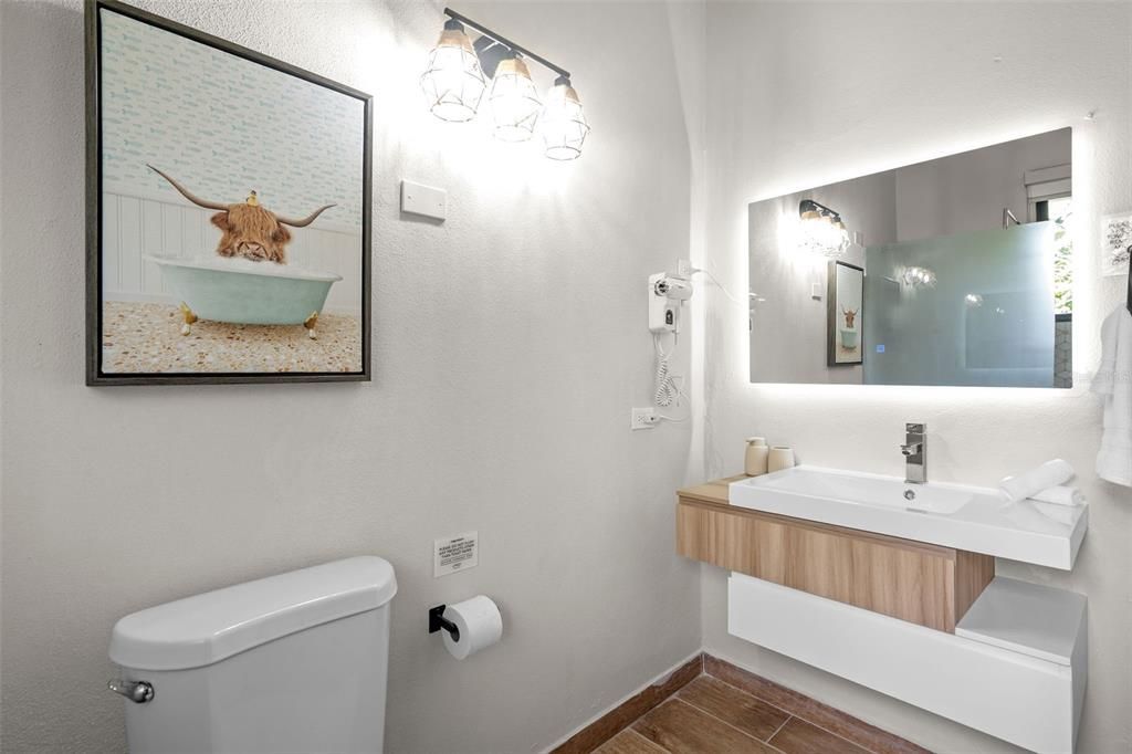 For Sale: $1,259,000 (4 beds, 3 baths, 2000 Square Feet)