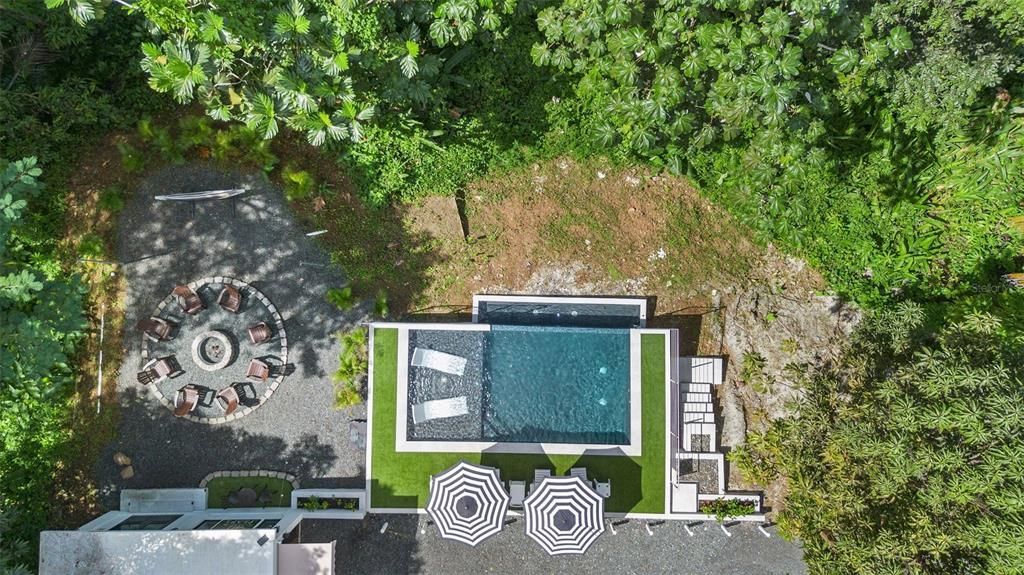 For Sale: $1,259,000 (4 beds, 3 baths, 2000 Square Feet)