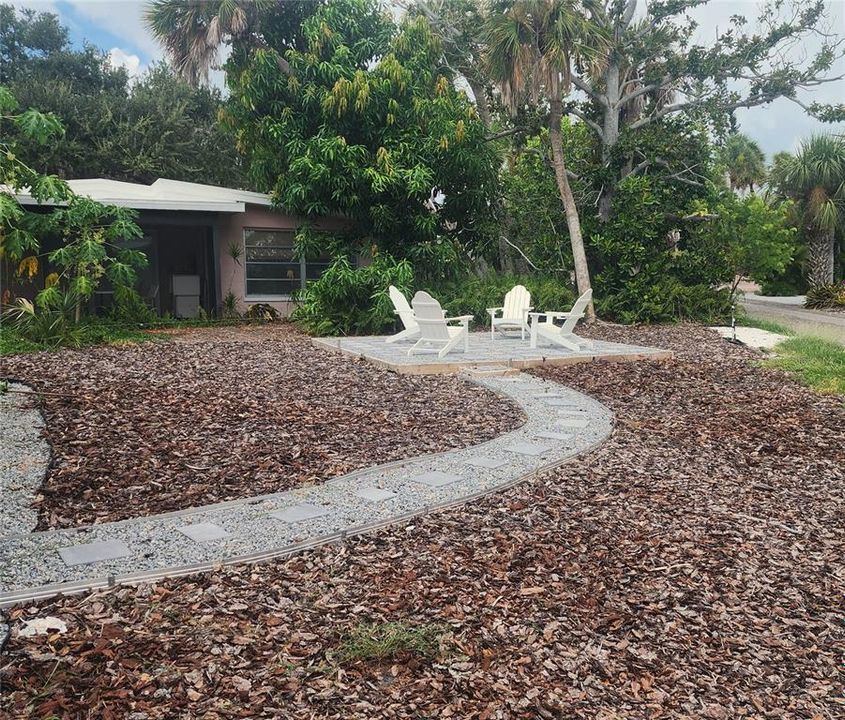 Activo con contrato: $679,000 (3 camas, 3 baños, 1104 Pies cuadrados)