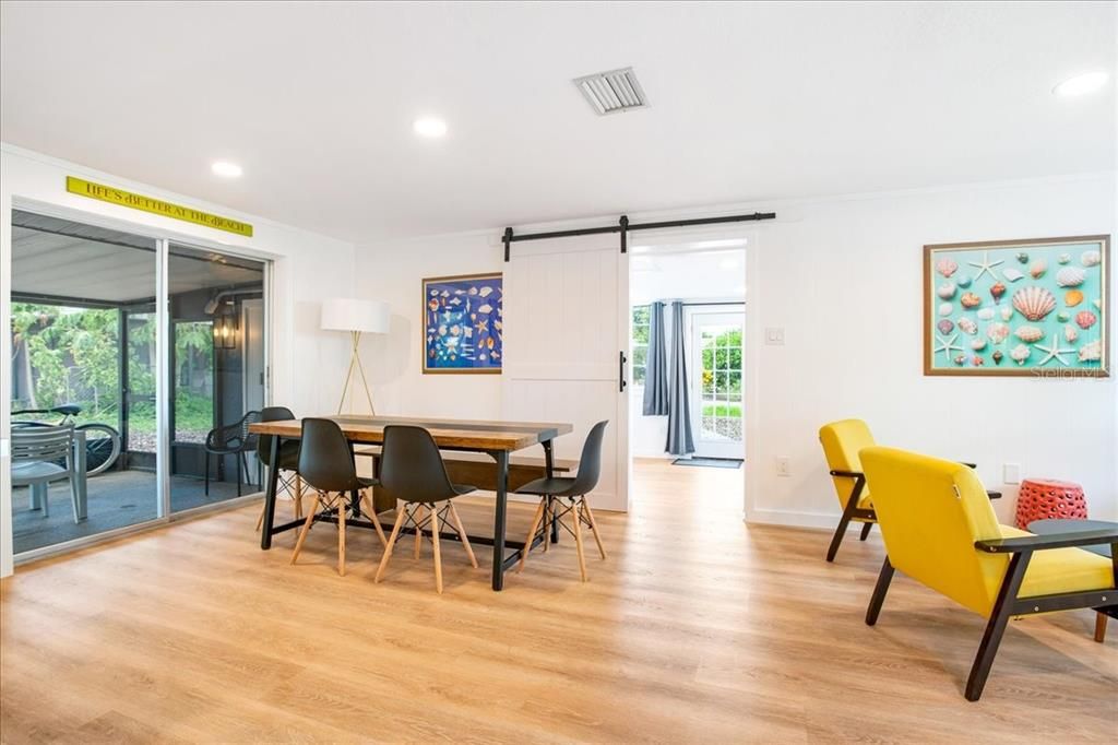 Activo con contrato: $679,000 (3 camas, 3 baños, 1104 Pies cuadrados)