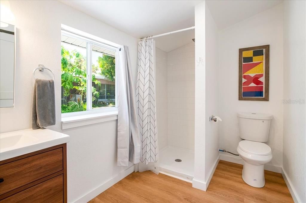 Activo con contrato: $679,000 (3 camas, 3 baños, 1104 Pies cuadrados)