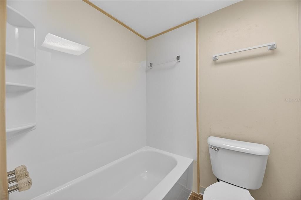 En Venta: $200,000 (2 camas, 2 baños, 1296 Pies cuadrados)