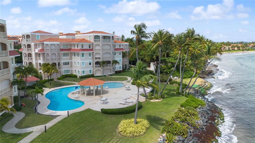 En Venta: $1,599,000 (4 camas, 3 baños, 3010 Pies cuadrados)