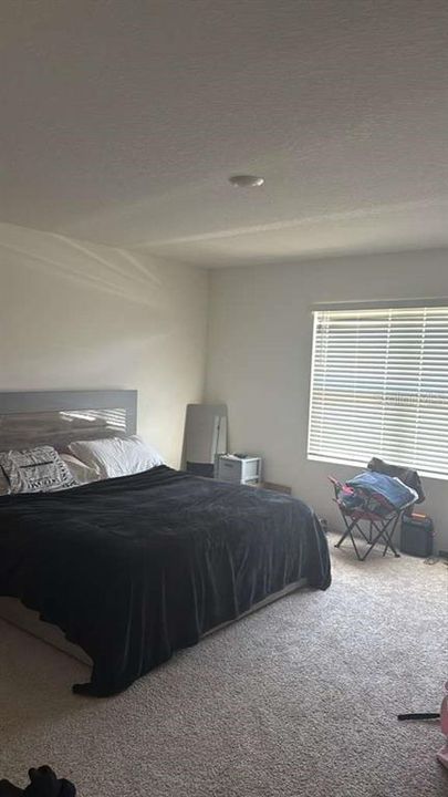 En Renta: $2,600 (4 camas, 2 baños, 2306 Pies cuadrados)