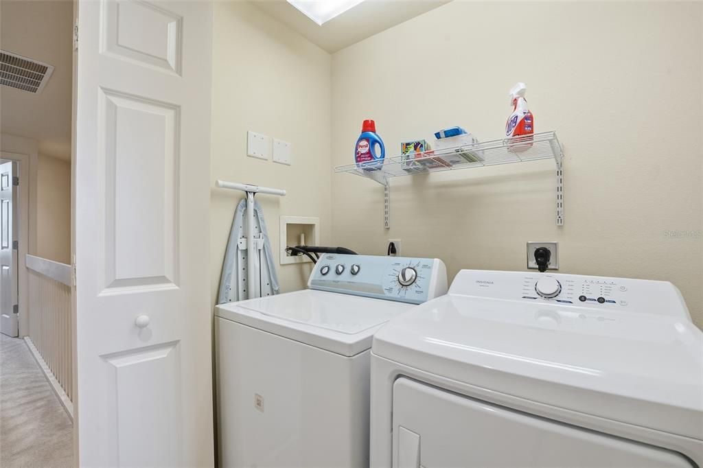 Activo con contrato: $169,000 (2 camas, 2 baños, 1154 Pies cuadrados)