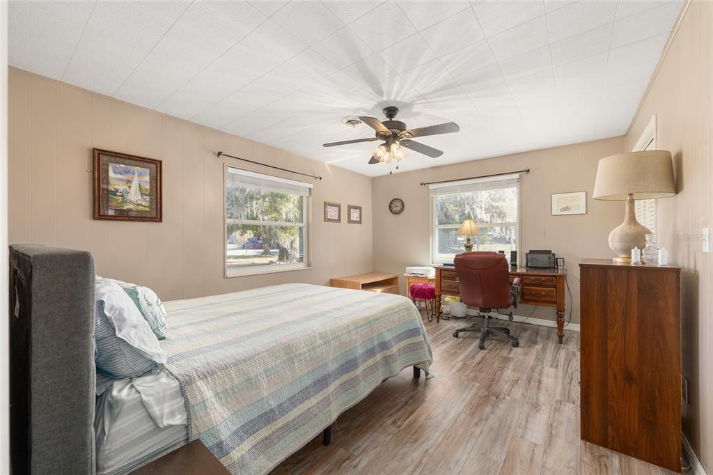 Active With Contract: $249,700 (3 beds, 2 baths, 1740 Square Feet)
