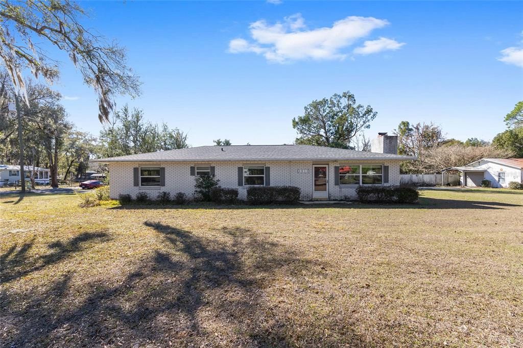 Active With Contract: $249,700 (3 beds, 2 baths, 1740 Square Feet)