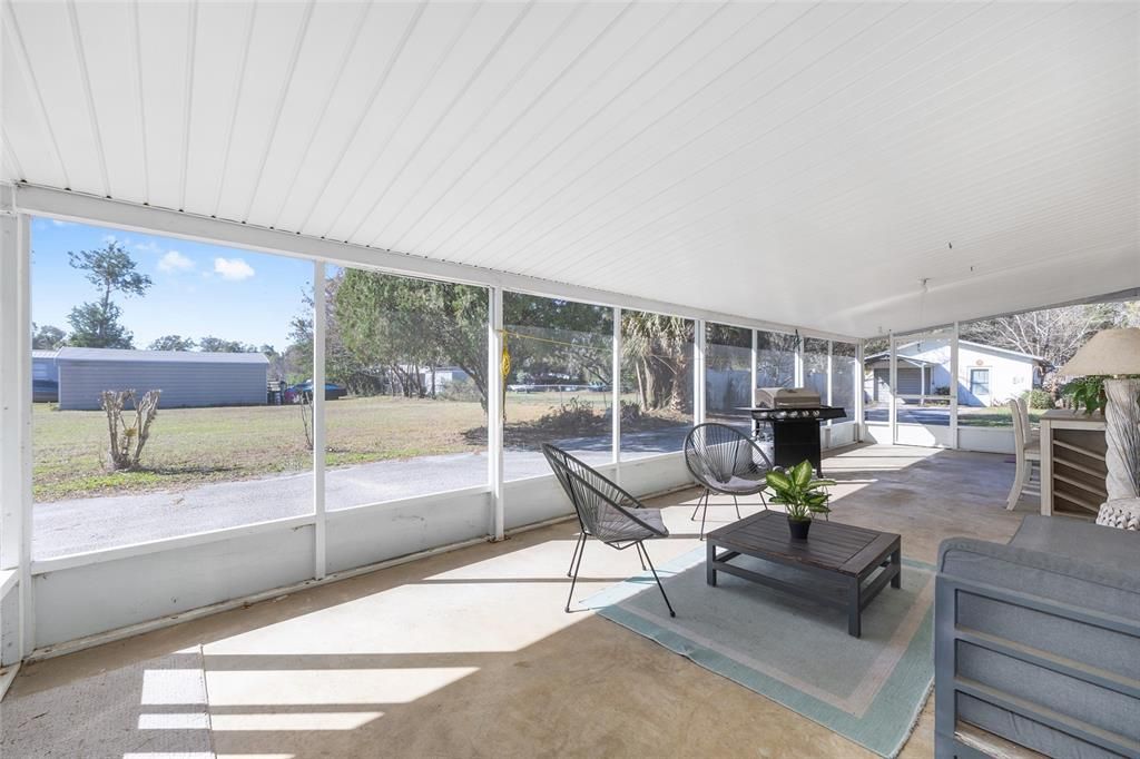 Active With Contract: $249,700 (3 beds, 2 baths, 1740 Square Feet)