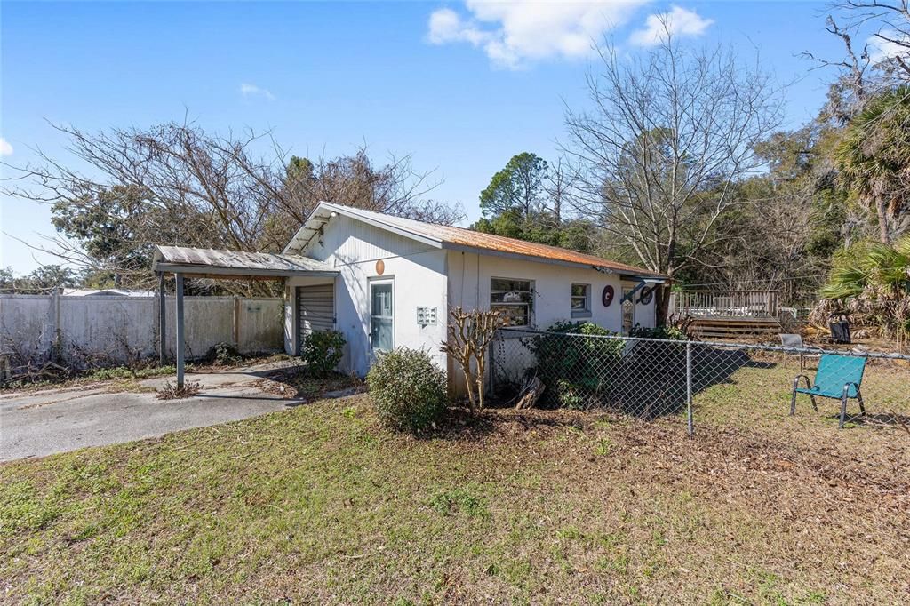 Active With Contract: $249,700 (3 beds, 2 baths, 1740 Square Feet)