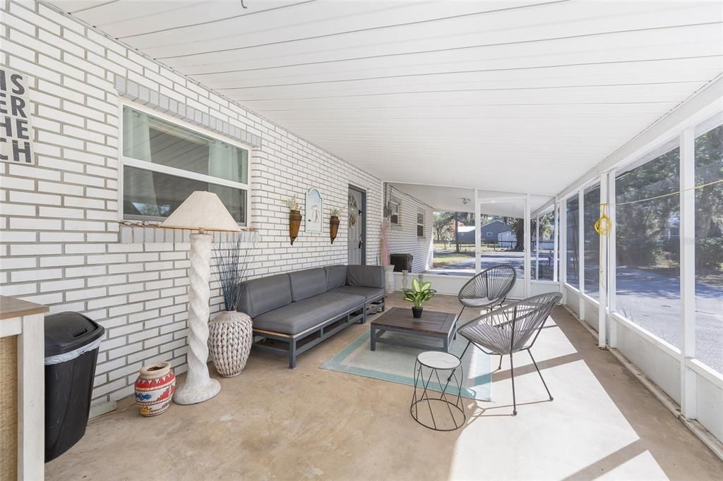 Active With Contract: $249,700 (3 beds, 2 baths, 1740 Square Feet)