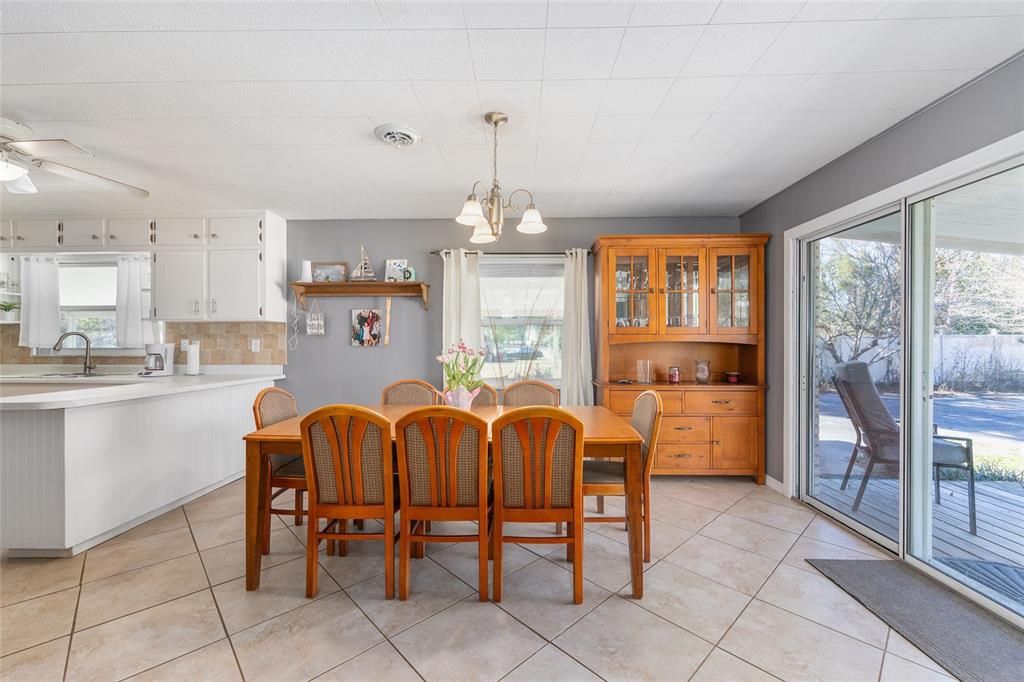 Active With Contract: $249,700 (3 beds, 2 baths, 1740 Square Feet)