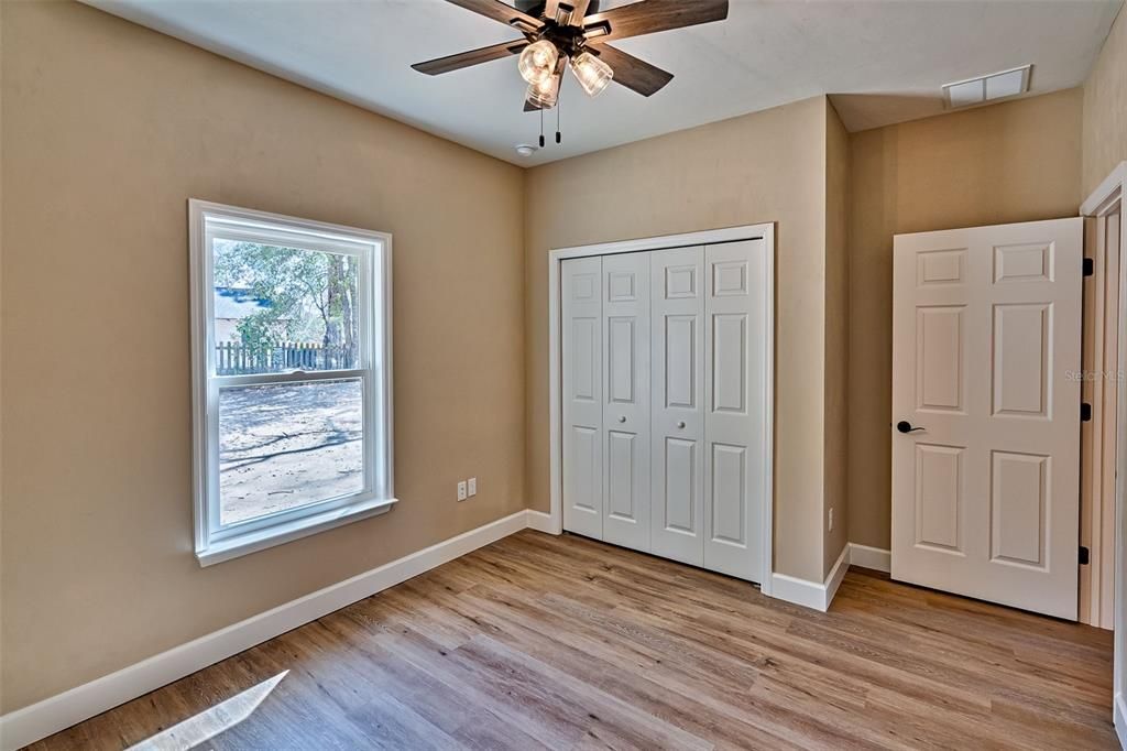 For Sale: $289,000 (3 beds, 2 baths, 1344 Square Feet)