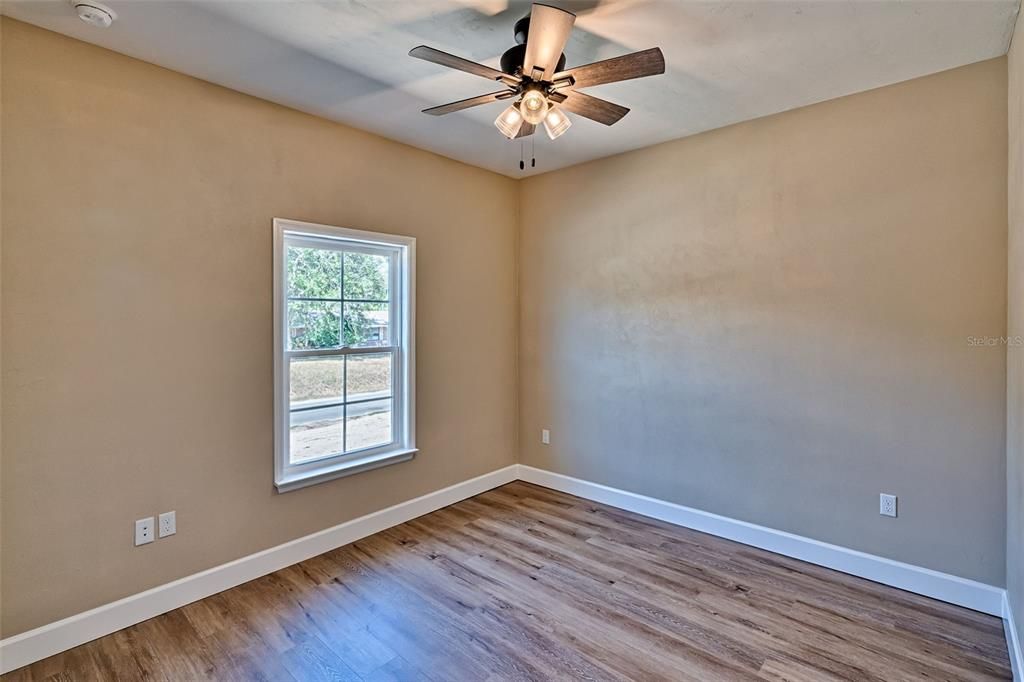For Sale: $289,000 (3 beds, 2 baths, 1344 Square Feet)