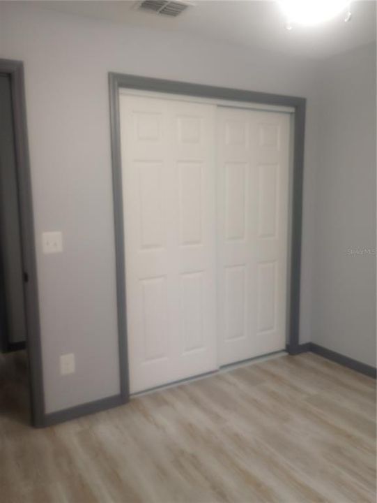 For Sale: $195,750 (3 beds, 2 baths, 1064 Square Feet)