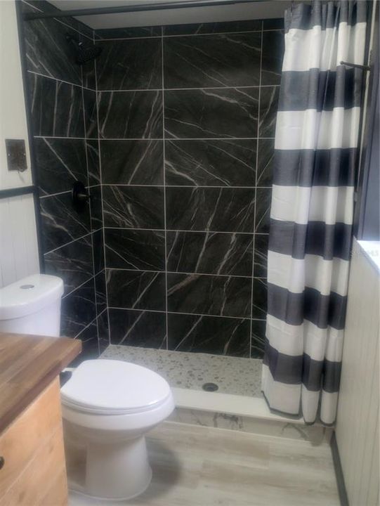 For Sale: $195,750 (3 beds, 2 baths, 1064 Square Feet)