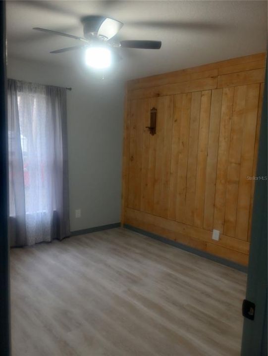 For Sale: $195,750 (3 beds, 2 baths, 1064 Square Feet)