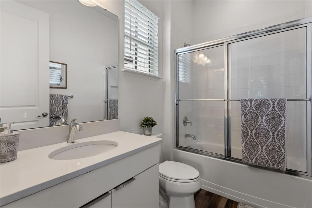For Sale: $1,199,000 (5 beds, 4 baths, 3900 Square Feet)