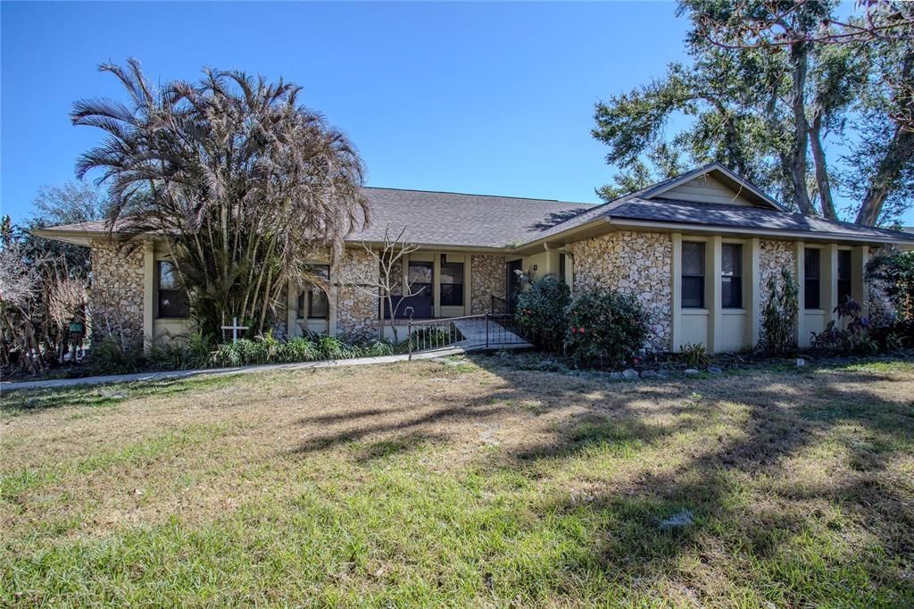 For Sale: $675,000 (4 beds, 4 baths, 3799 Square Feet)