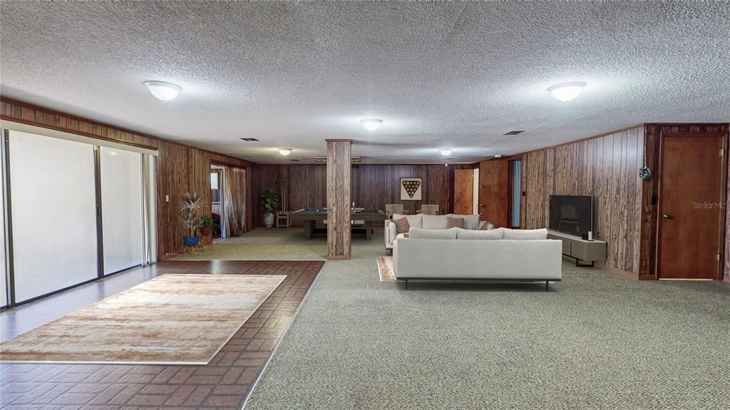 For Sale: $675,000 (4 beds, 4 baths, 3799 Square Feet)