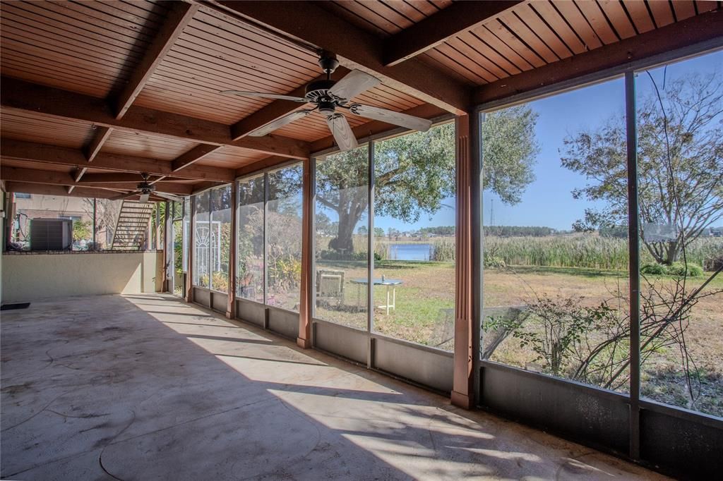 For Sale: $675,000 (4 beds, 4 baths, 3799 Square Feet)