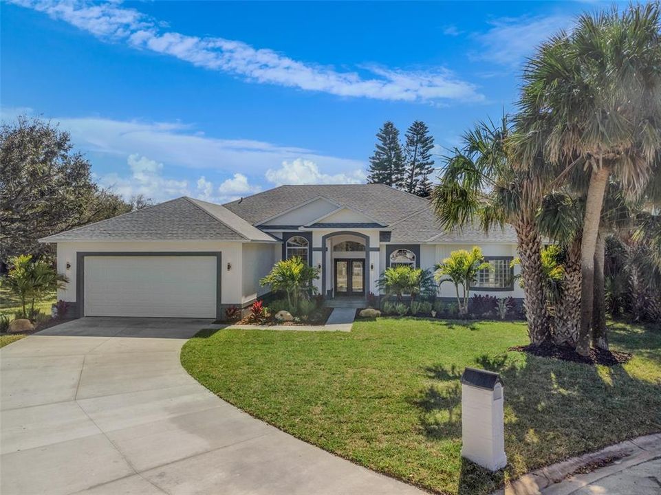 Vendido Recientemente: $999,000 (5 camas, 3 baños, 2870 Pies cuadrados)