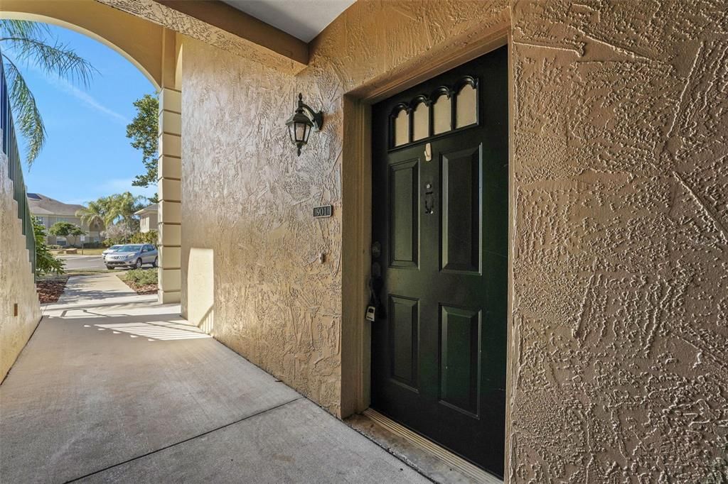 Active With Contract: $175,000 (2 beds, 2 baths, 1017 Square Feet)